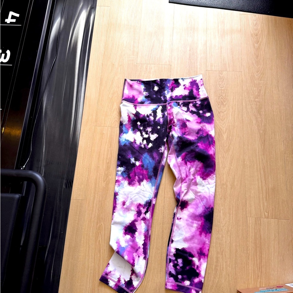 Lululemon multi color legging